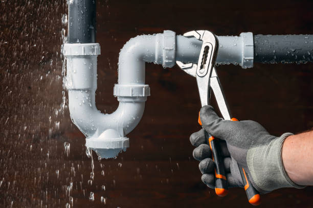 Professional Leak Detection technician working in Leonia, NJ